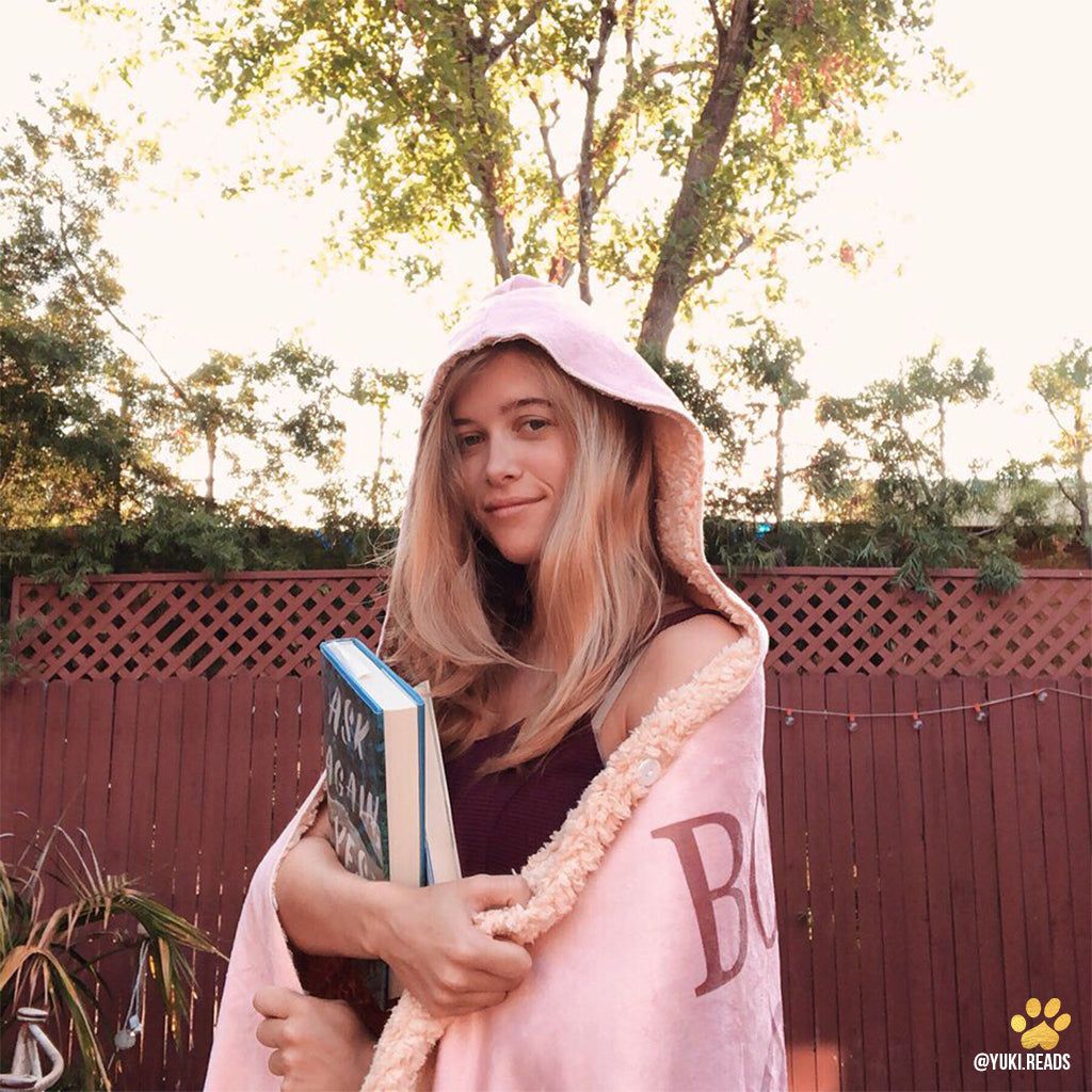 Bookish 📚 Hooded Blankets