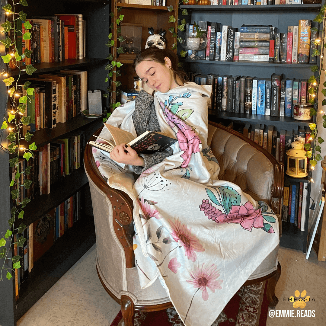 Bookish 📚 Hooded Blankets