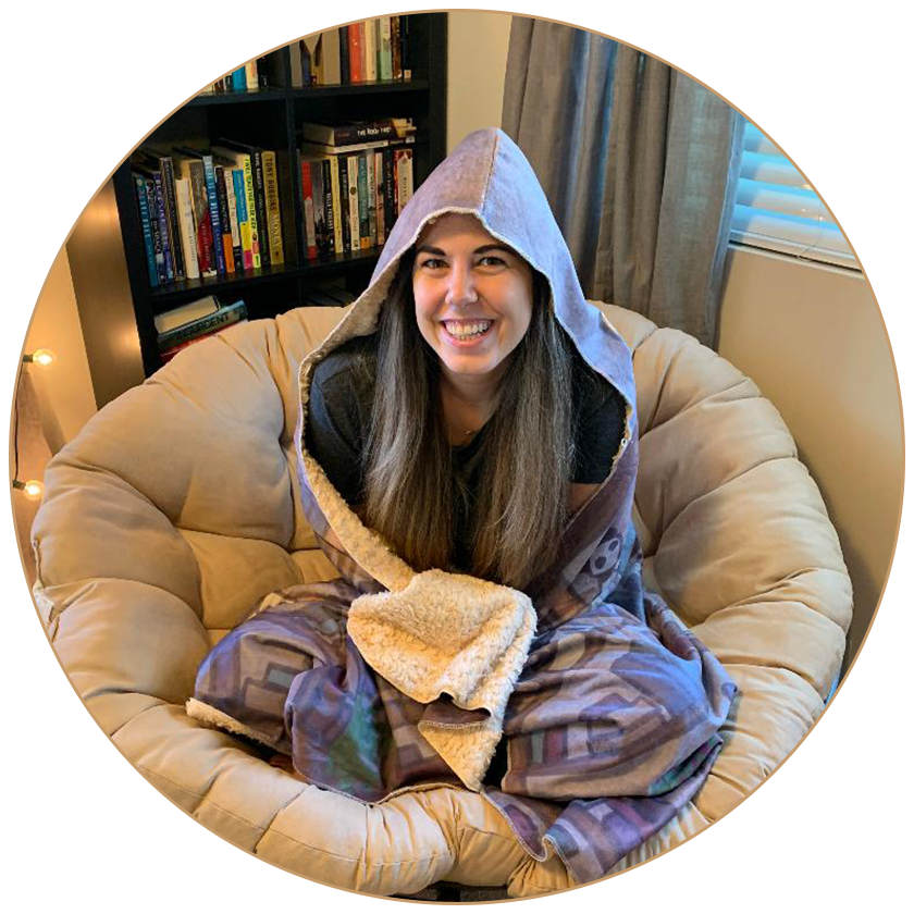 bookish-hooded-blanket-for-readers